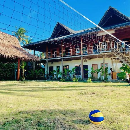 Siargao Sunflower Suites General Luna  Kültér fotó