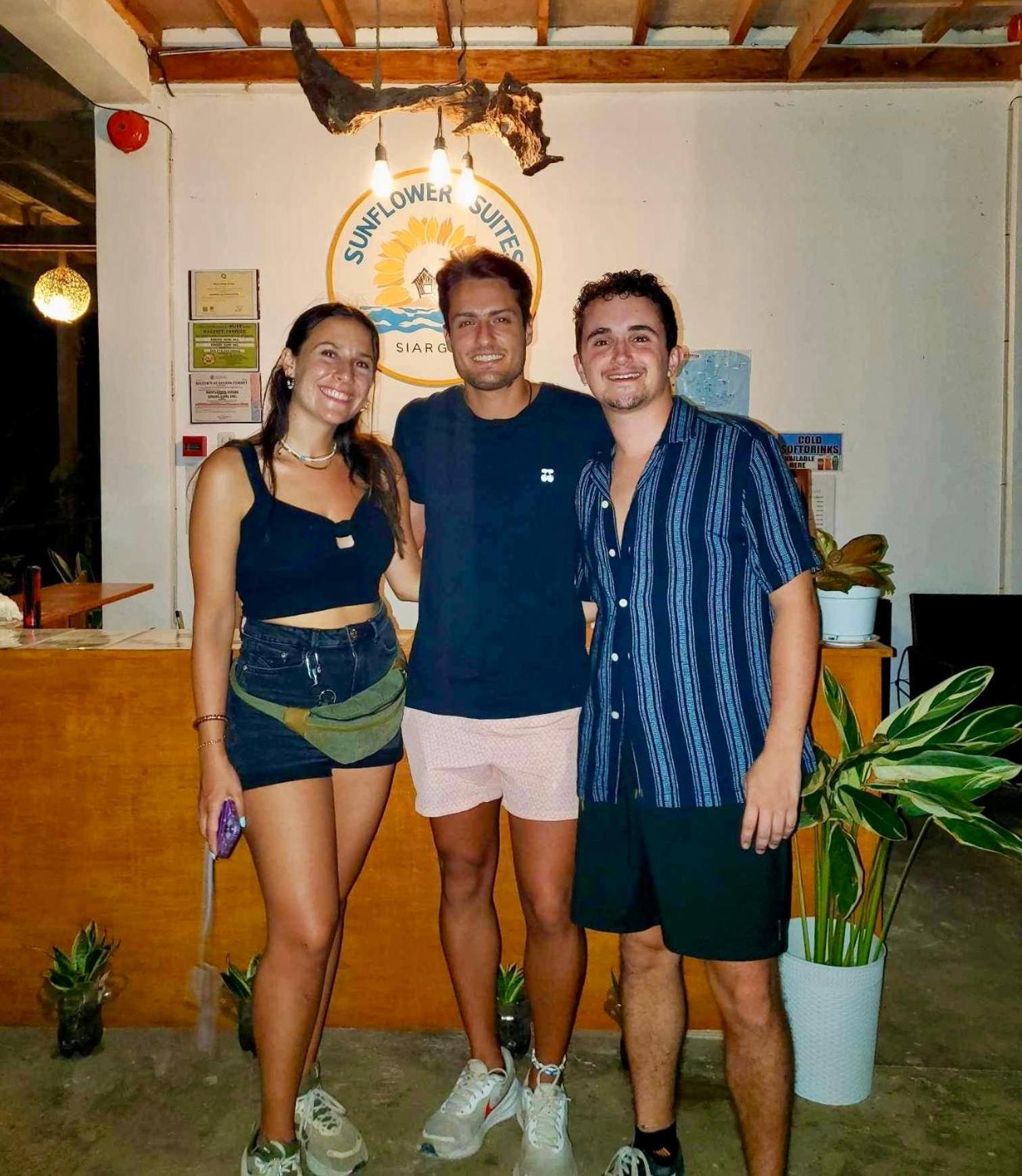 Siargao Sunflower Suites General Luna  Kültér fotó