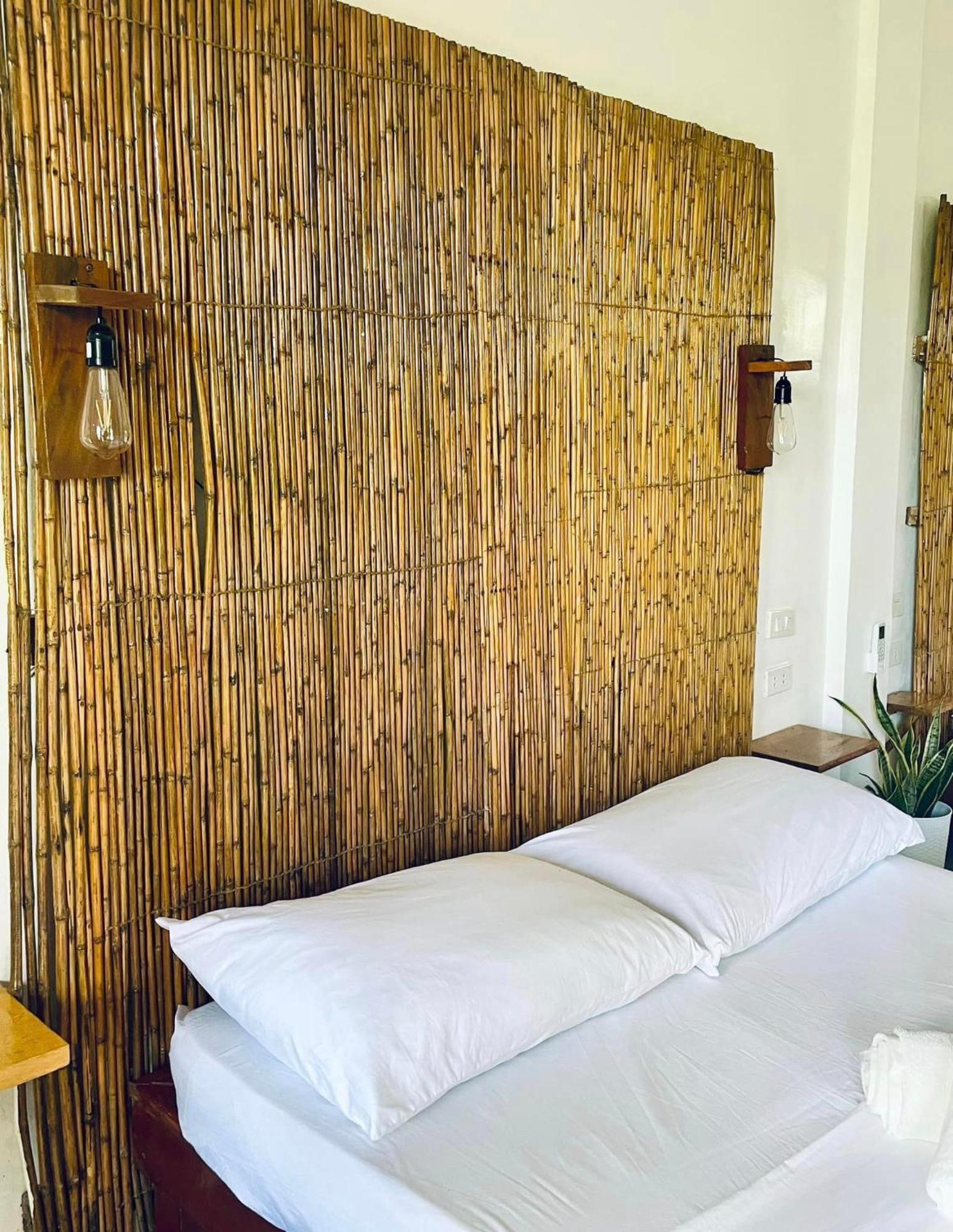 Siargao Sunflower Suites General Luna  Kültér fotó