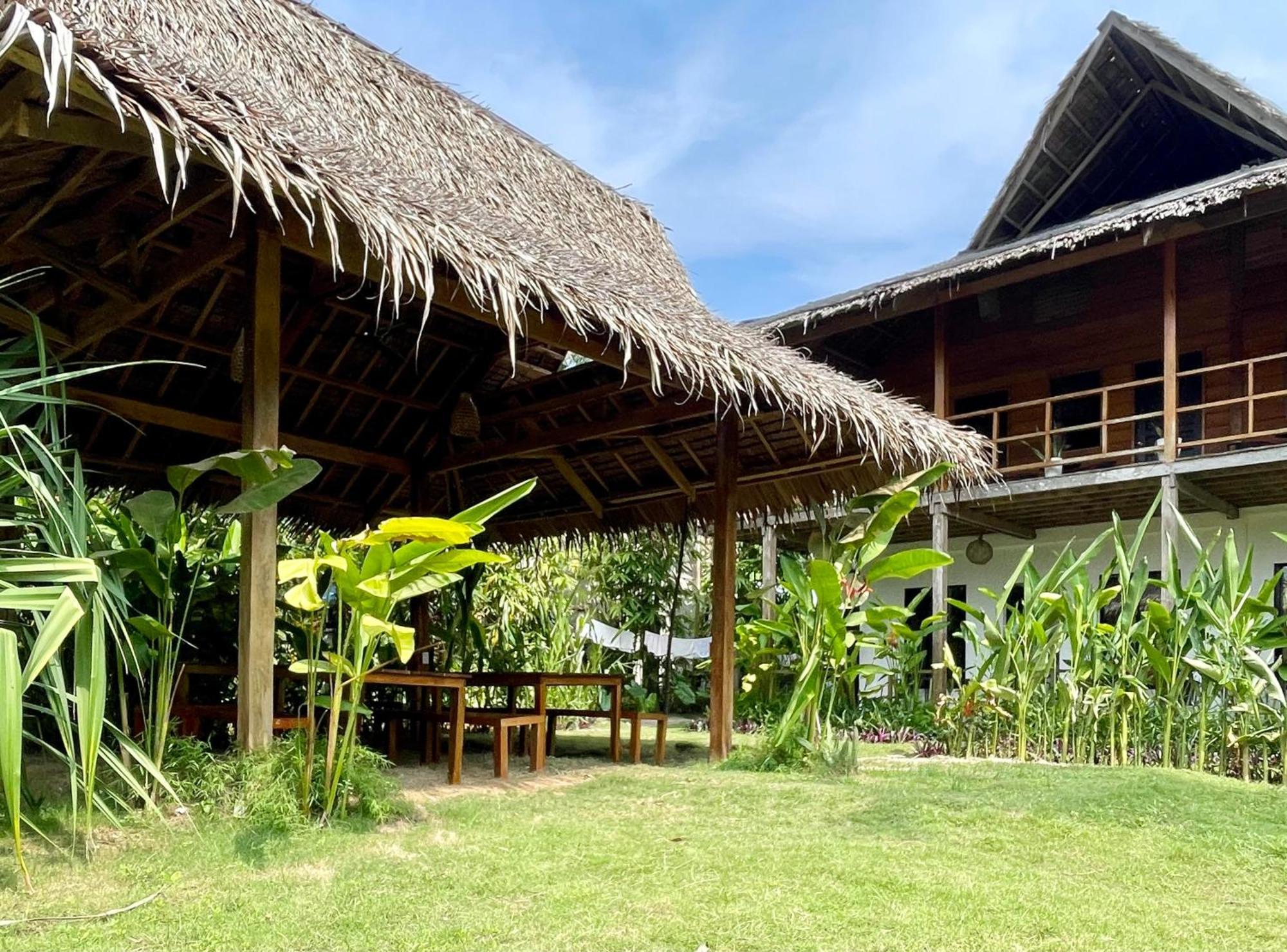 Siargao Sunflower Suites General Luna  Kültér fotó